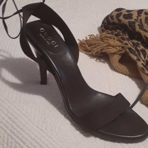 Gucci shoes